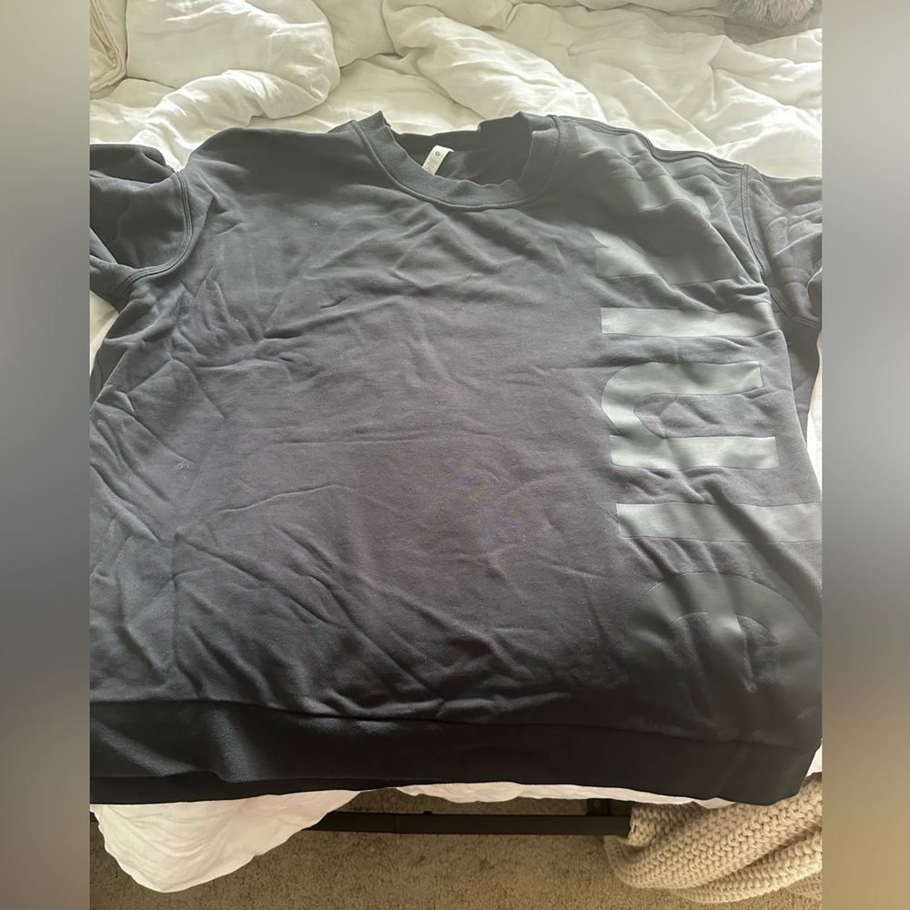 Lululemon Perfectly Oversized Crew-Logo Size 16